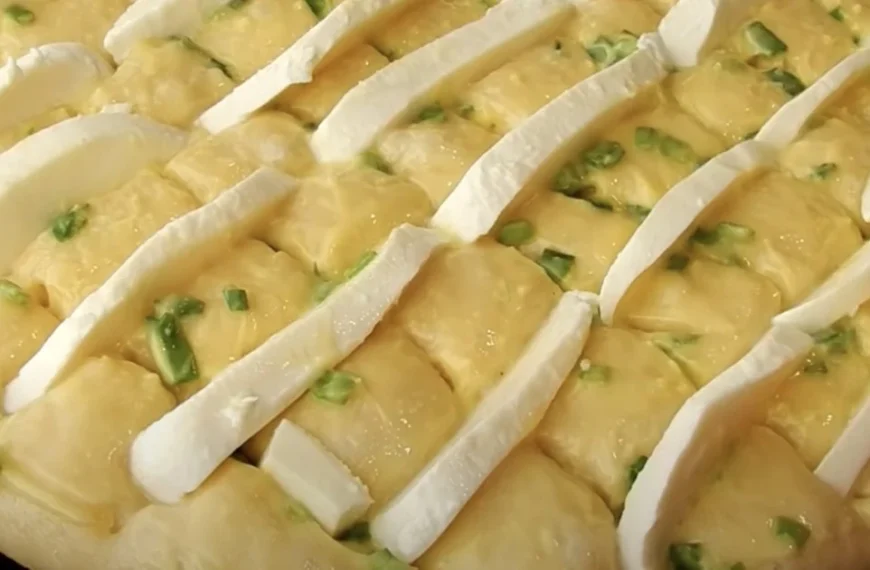 Delicious garlic mozzarella bread is so simple you’ll wonder why you never made it before